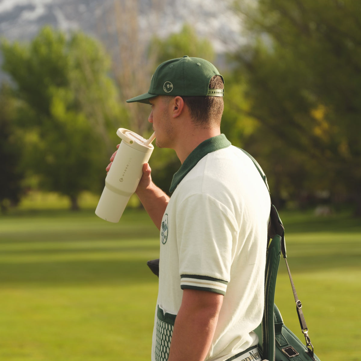 HYDROJUG Value / HydroJug Sport 32oz - Leakproof Insulated Water Bottle, Workout & Hike – Cream
